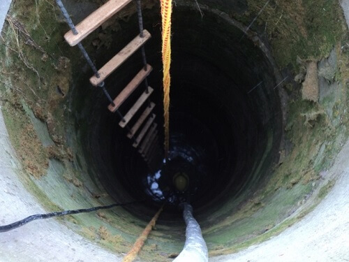 Чистка питьевых колодцев в Воложине