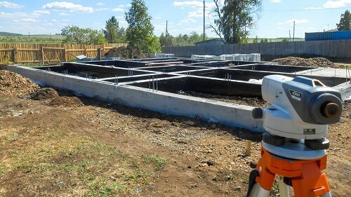 Заливка ленточного фундамента в Воложине