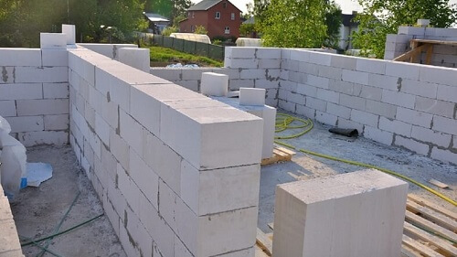 Кладка блоков в Воложине